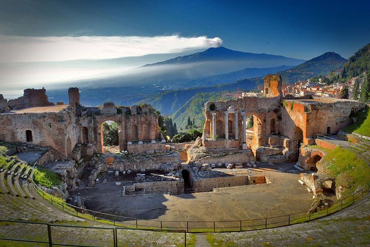 Etna Classica & Taormina (gita di un giorno)