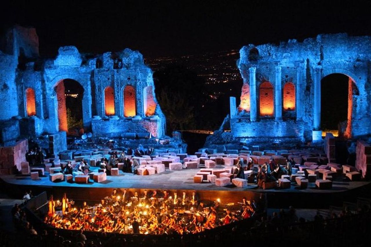 Etna Classica & Taormina (gita di un giorno) — 8