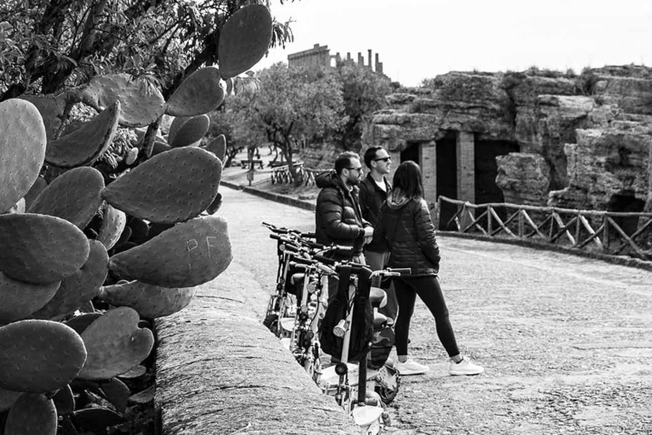 Tour in monopattino elettrico nella Valle dei templi Agrigento — 5
