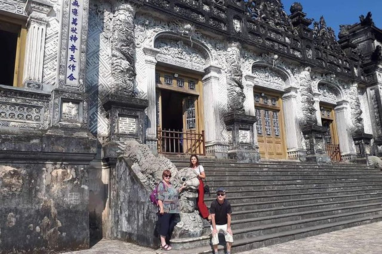 Shore Excursion per visitare Hue City e il Perfume River da CHAN MAY o TIEN SA Port — 4