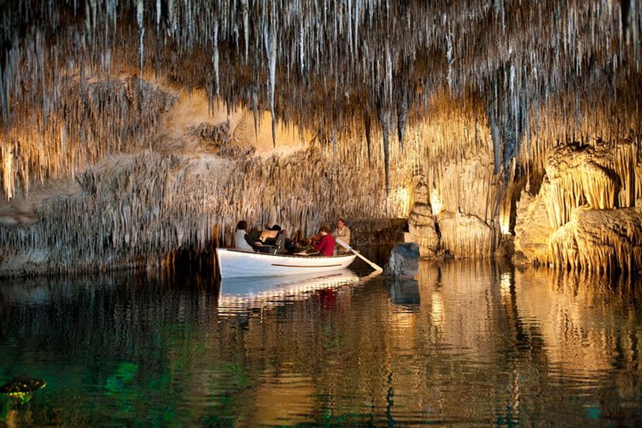 Grotte di Drach Tour di mezza giornata con giro in battello e concerto di musica — 7