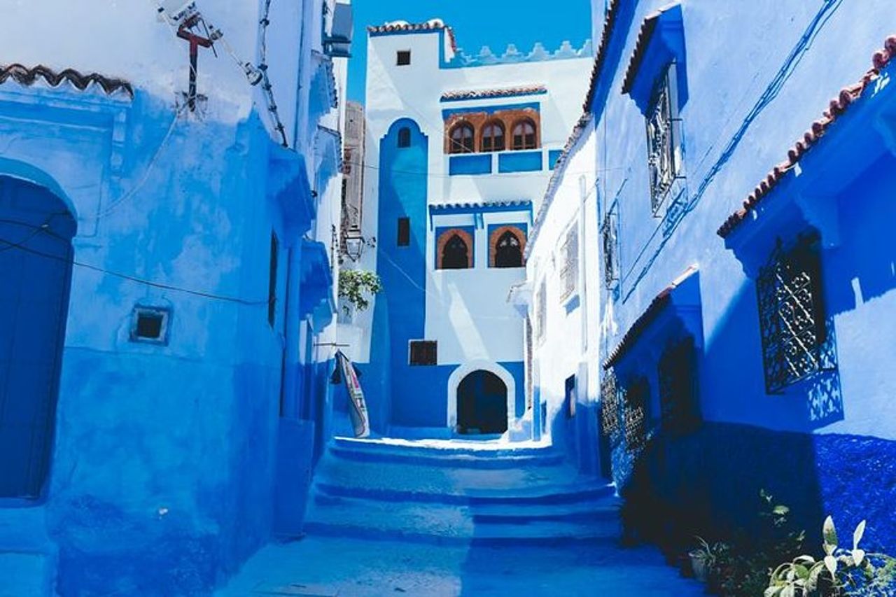 Gita di un giorno a Chefchaouen da Fez: tour privato della città blu di un'intera giornata — 4