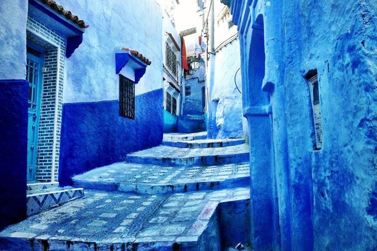 Gita di un giorno a Chefchaouen da Fez: tour privato della città blu di un'intera giornata — 8