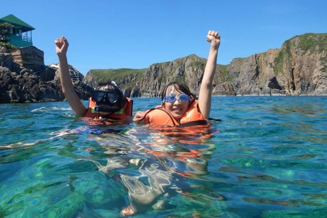 Esplora la baia di Nha Trang: tour avventura di snorkeling di mezza giornata — 2