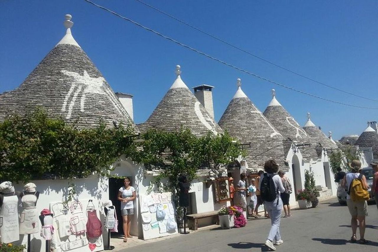 Da Bari: gita di mezza giornata a Polignano a mare & Alberobello — 6