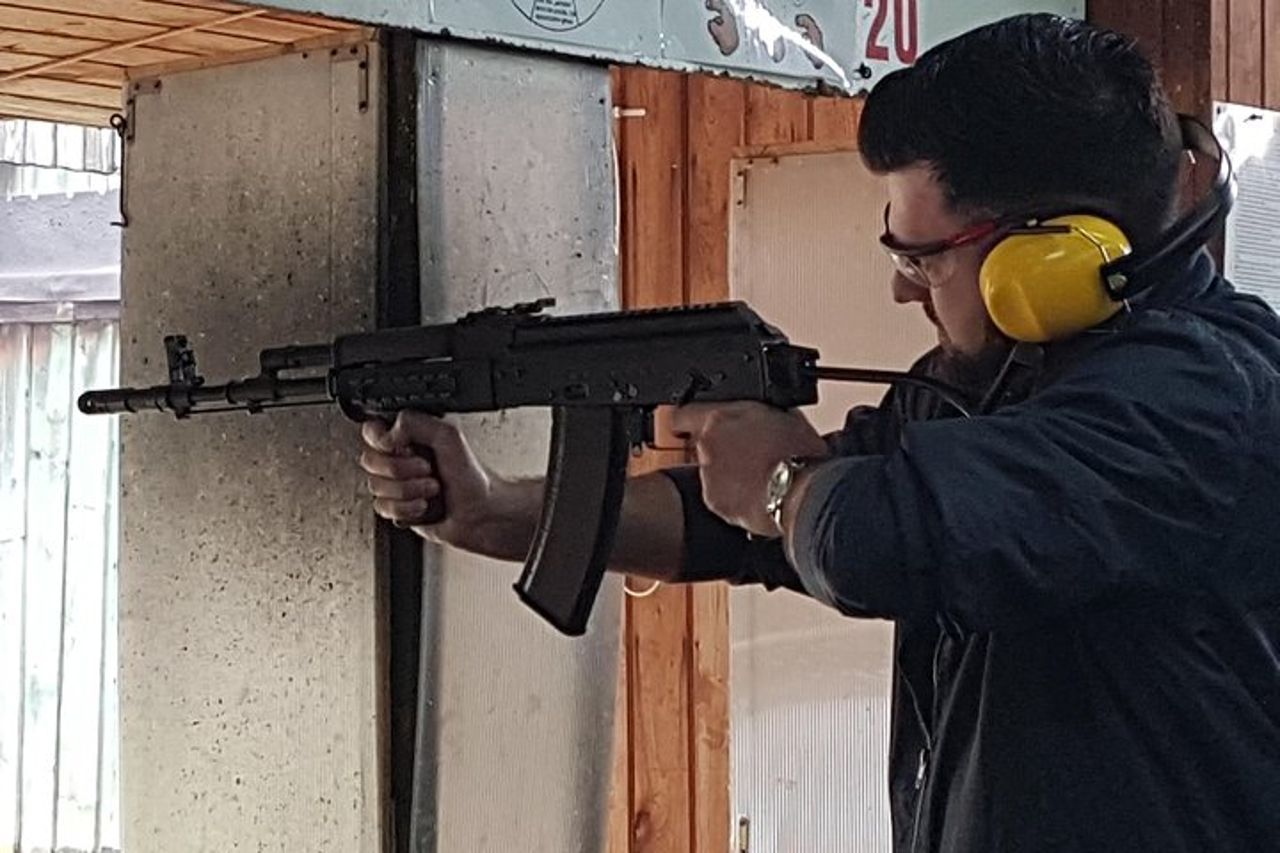 Shooting Krakow+REAL GUN+trasferimento privato di andata e ritorno dal tuo hotel — 5