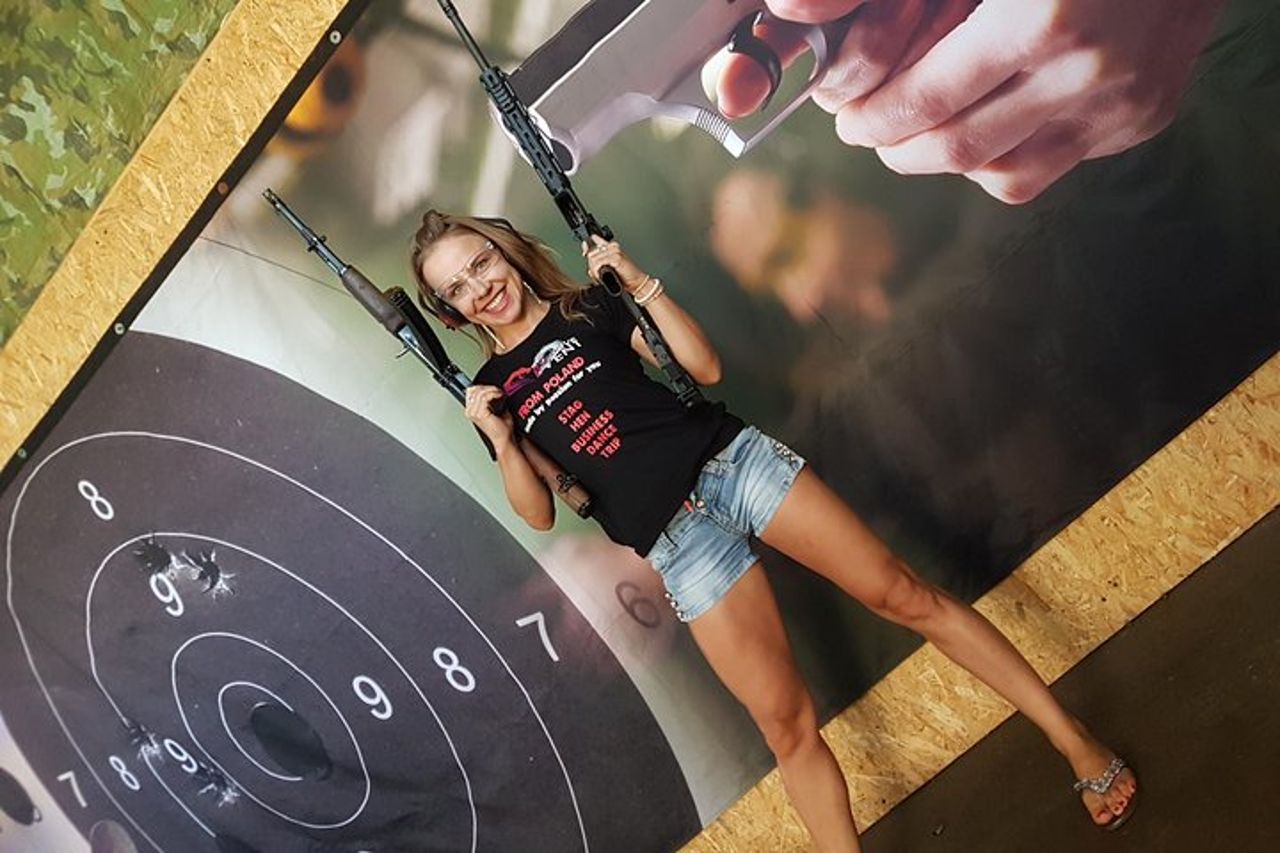 Shooting Krakow+REAL GUN+trasferimento privato di andata e ritorno dal tuo hotel — 3
