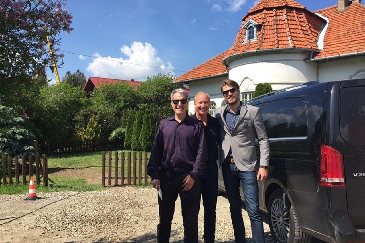 3 Castelli Brasov |Mercedes & Hotel Pickup| Peles Bran Cantacuzino — 9