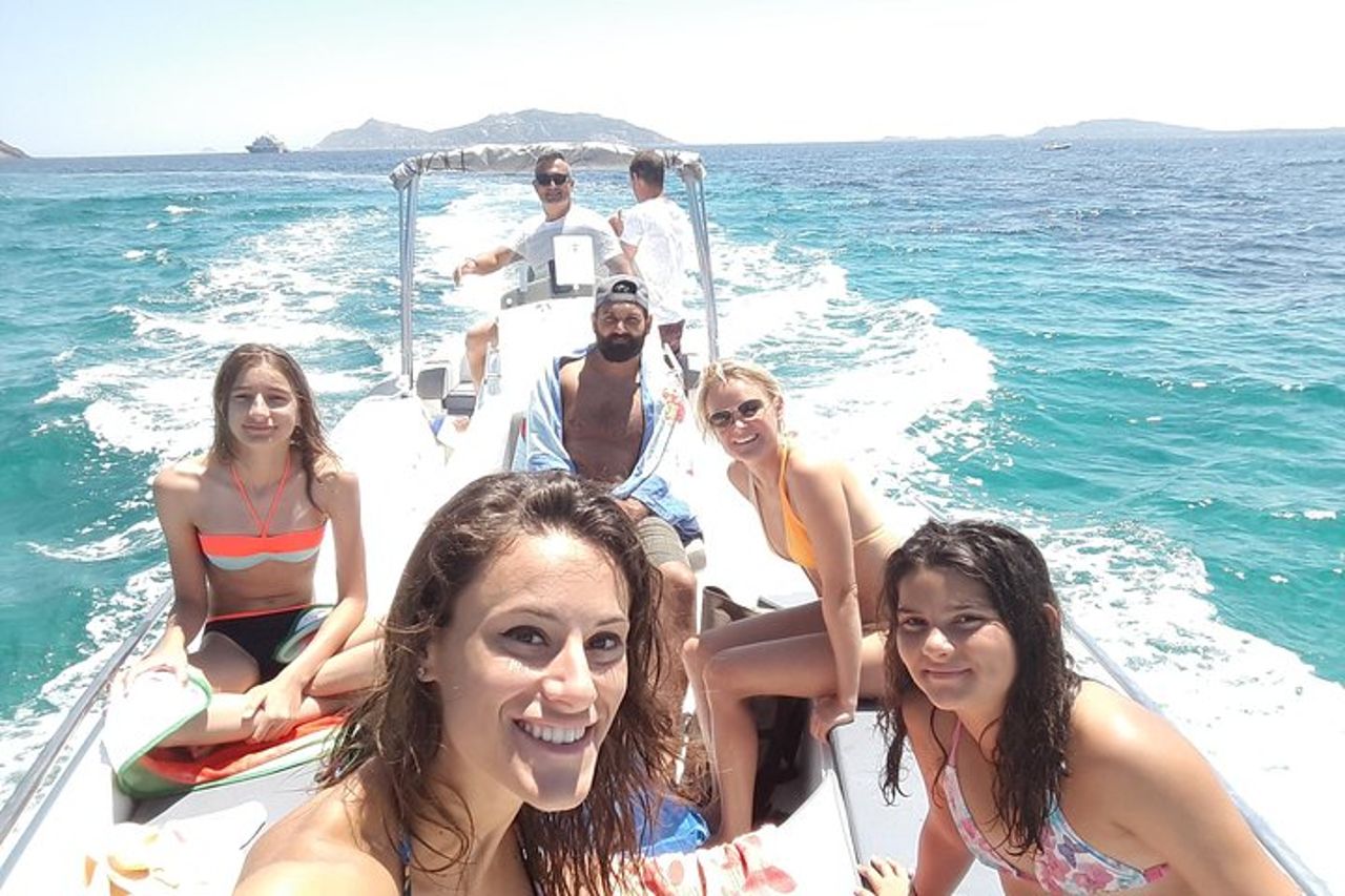 Tavolara Boat Tour e Snorkeling — 5