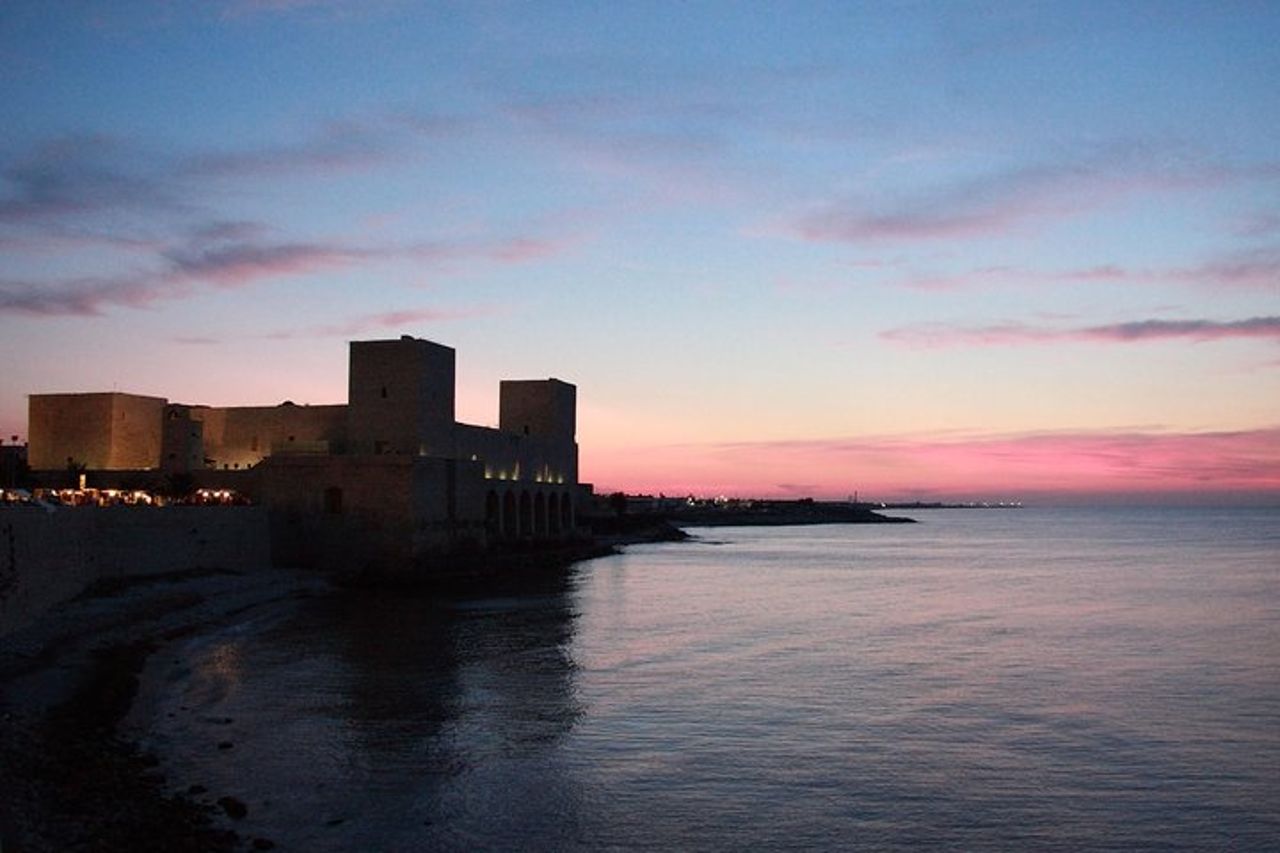 Tour privato a piedi a Trani — 5