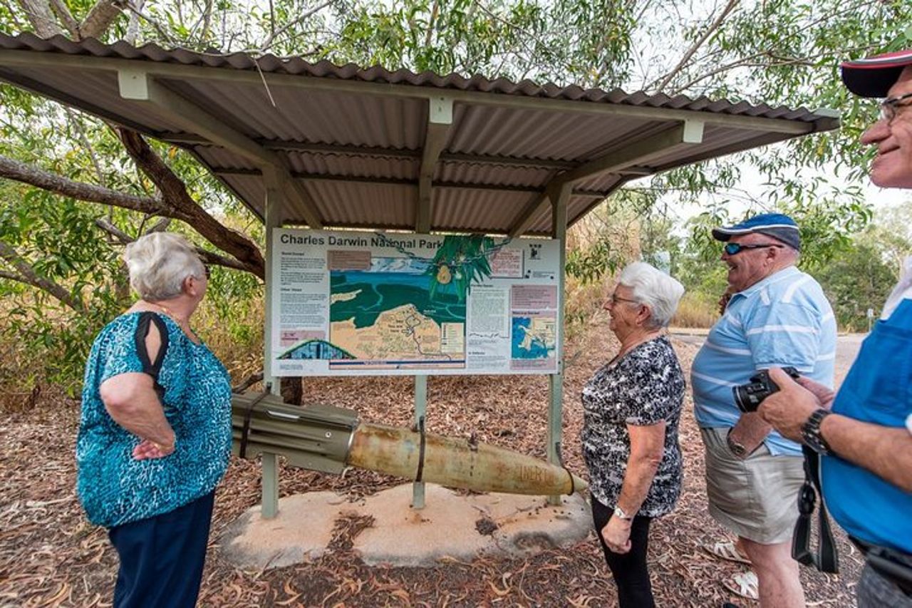 Bombardamento del Darwin World War II Tour con Harbour Cruise — 9