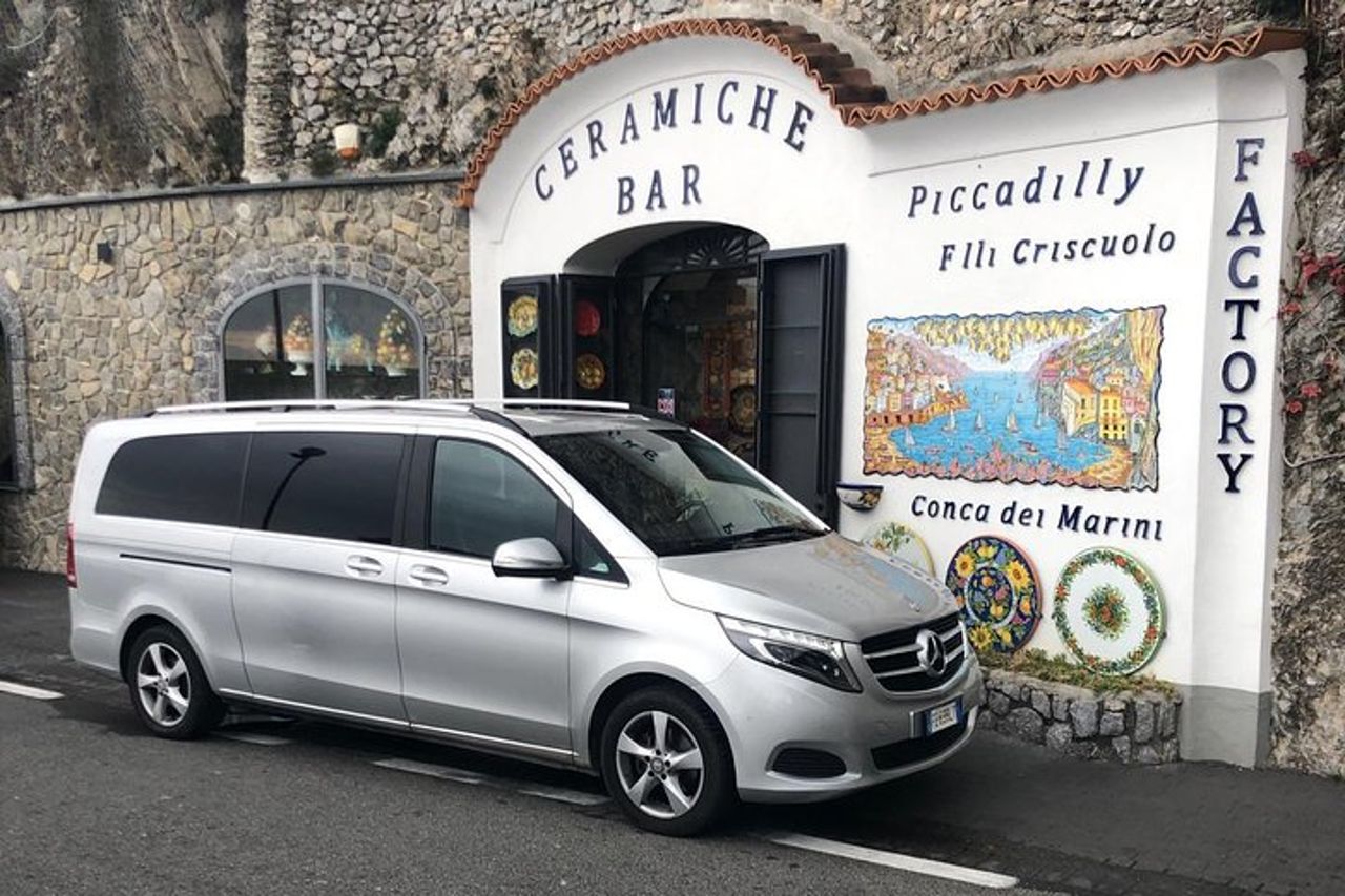 Costiera Amalfitana in Minivan -tour condiviso con pranzo leggero — 5