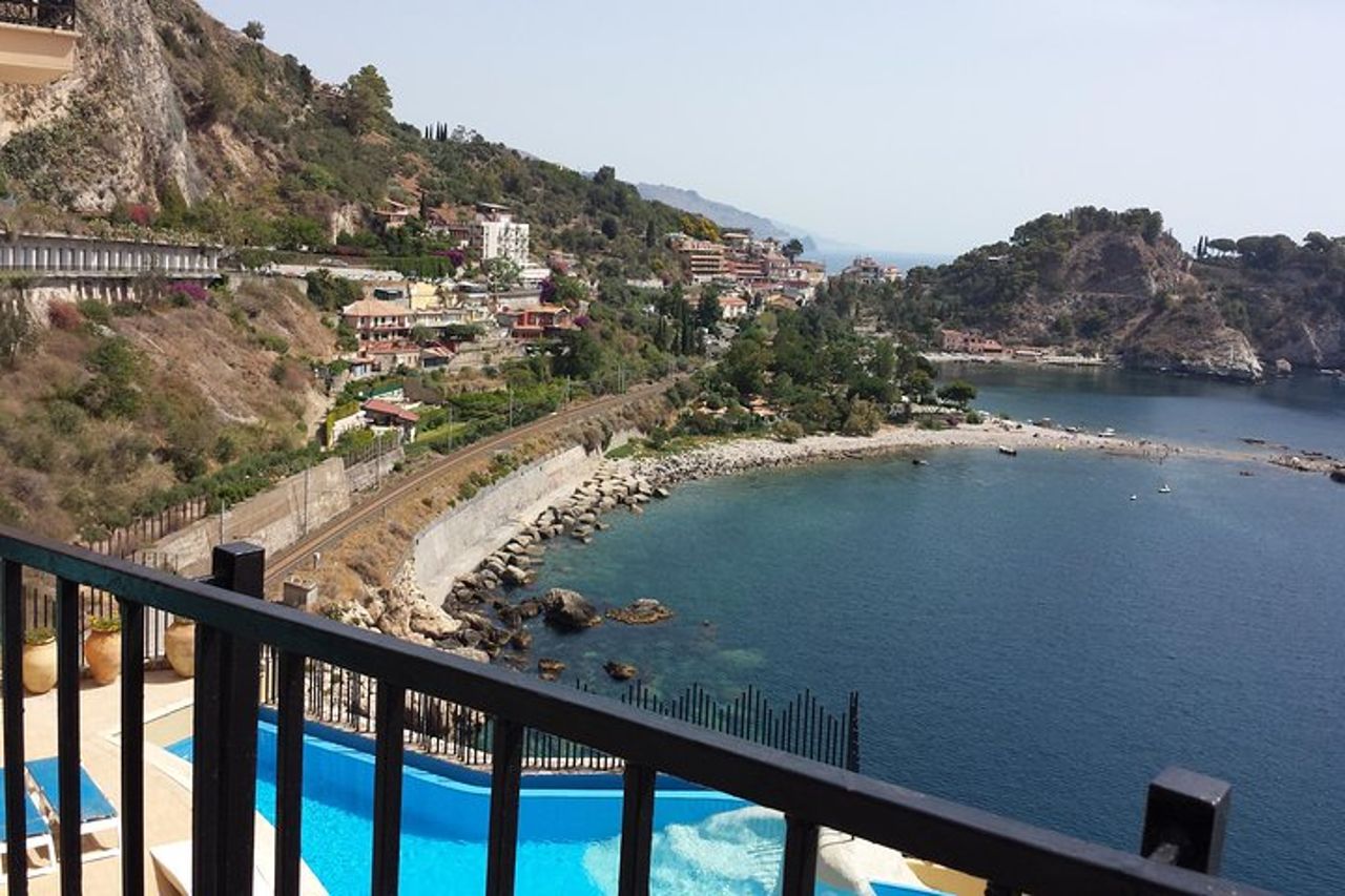 Trasferimento privato Viaggio di andata e ritorno Aeroporto di Catania Taormina Giardini Naxos Letojanni — 2