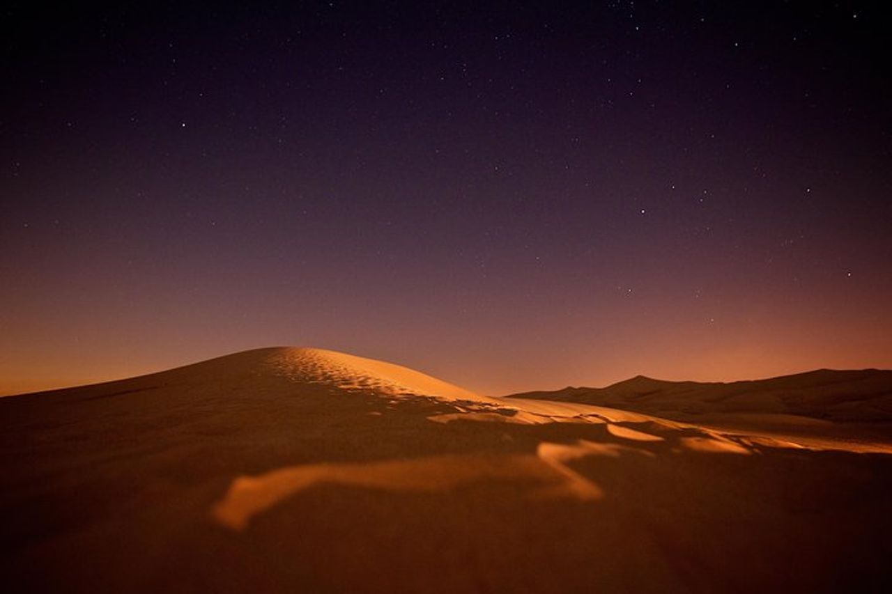 Doha Night Desert Safari Camel Ride Dune Bashing con trasferimento — 8