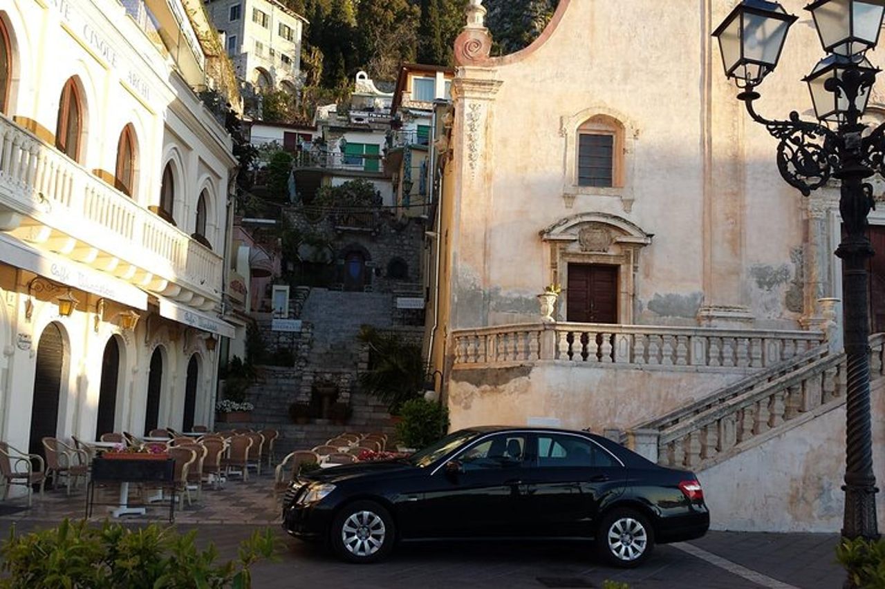 Trasferimento da e per l'aeroporto di Catania Taormina Giardini Naxos Letojanni Mazzarò. — 4