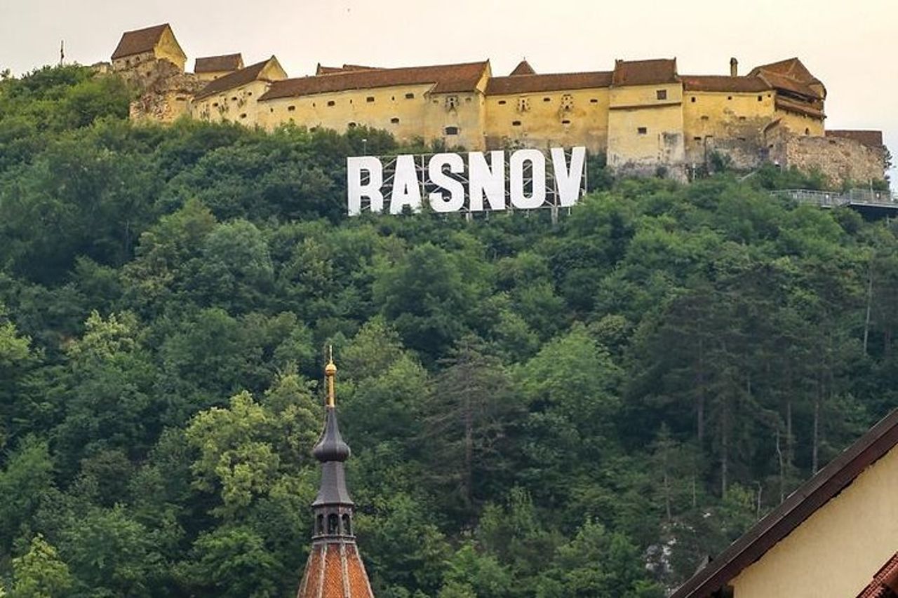 Da Brasov: tour per piccoli gruppi Castelli di Bran, Rasnov e Peles — 4