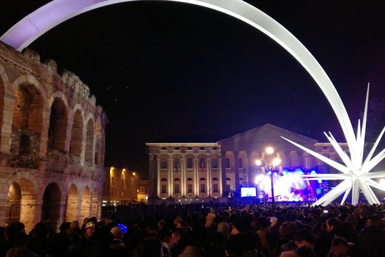 Tour di Verona a piedi al chiaro di luna — 4