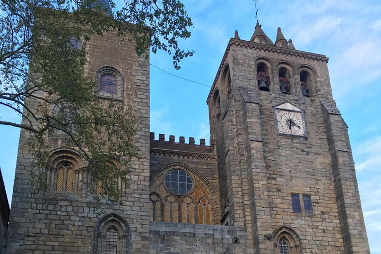 Évora, tour privato con degustazione di vini e tanta storia. — 9