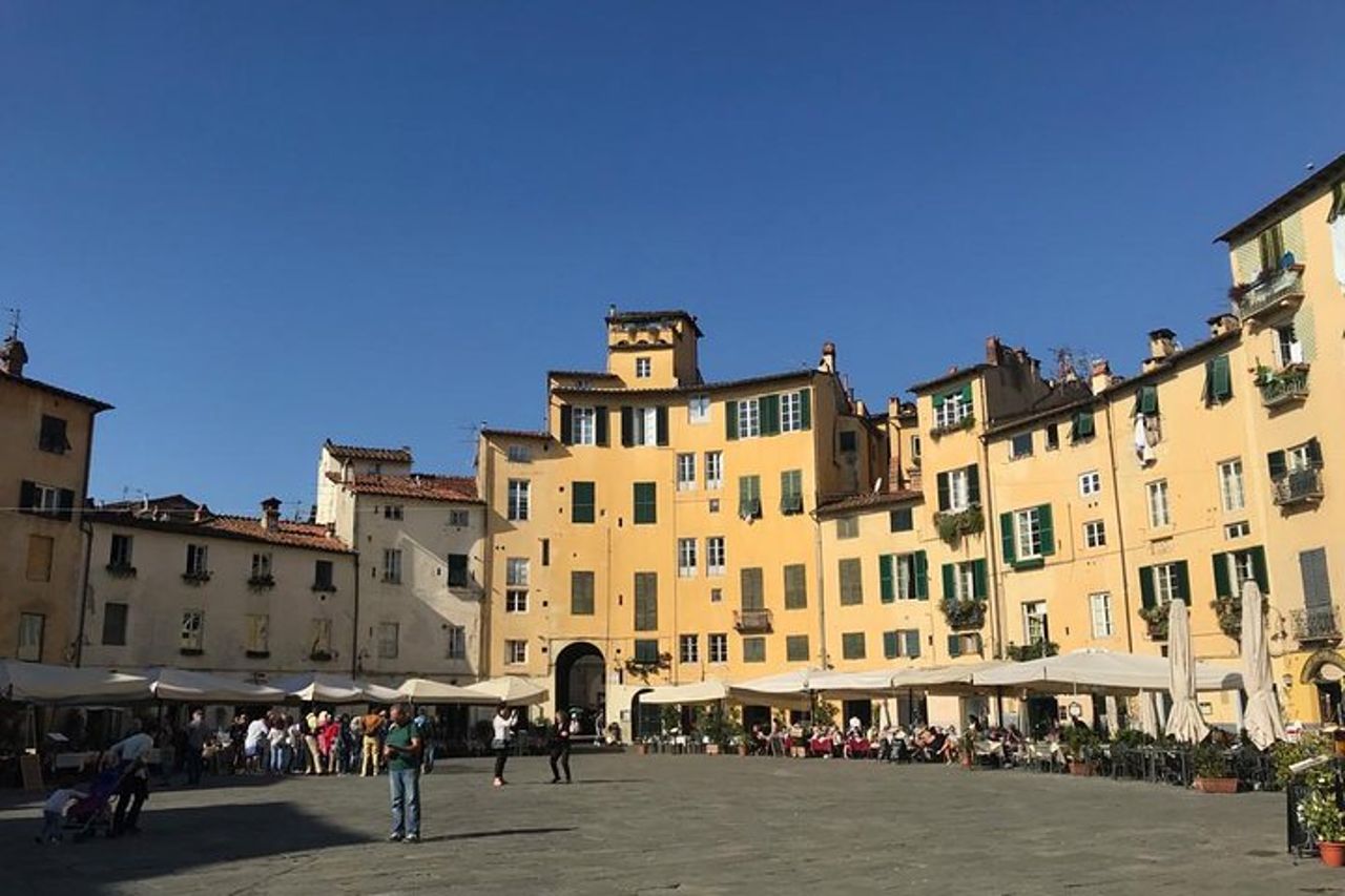 Pisa e Lucca dal Porto Crociere di Livorno — 2