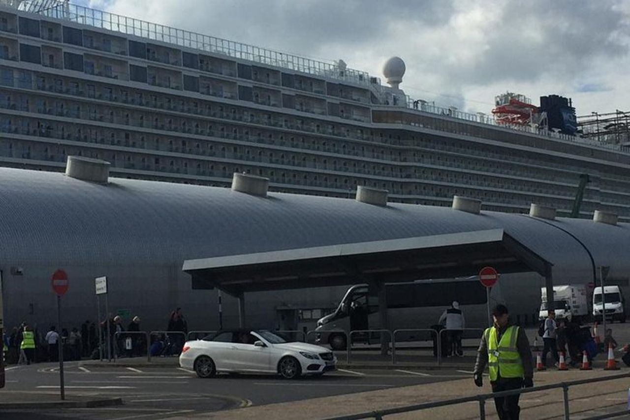 Arrivo Trasferimento da Cruise Ports a London Hotel o London Airports
