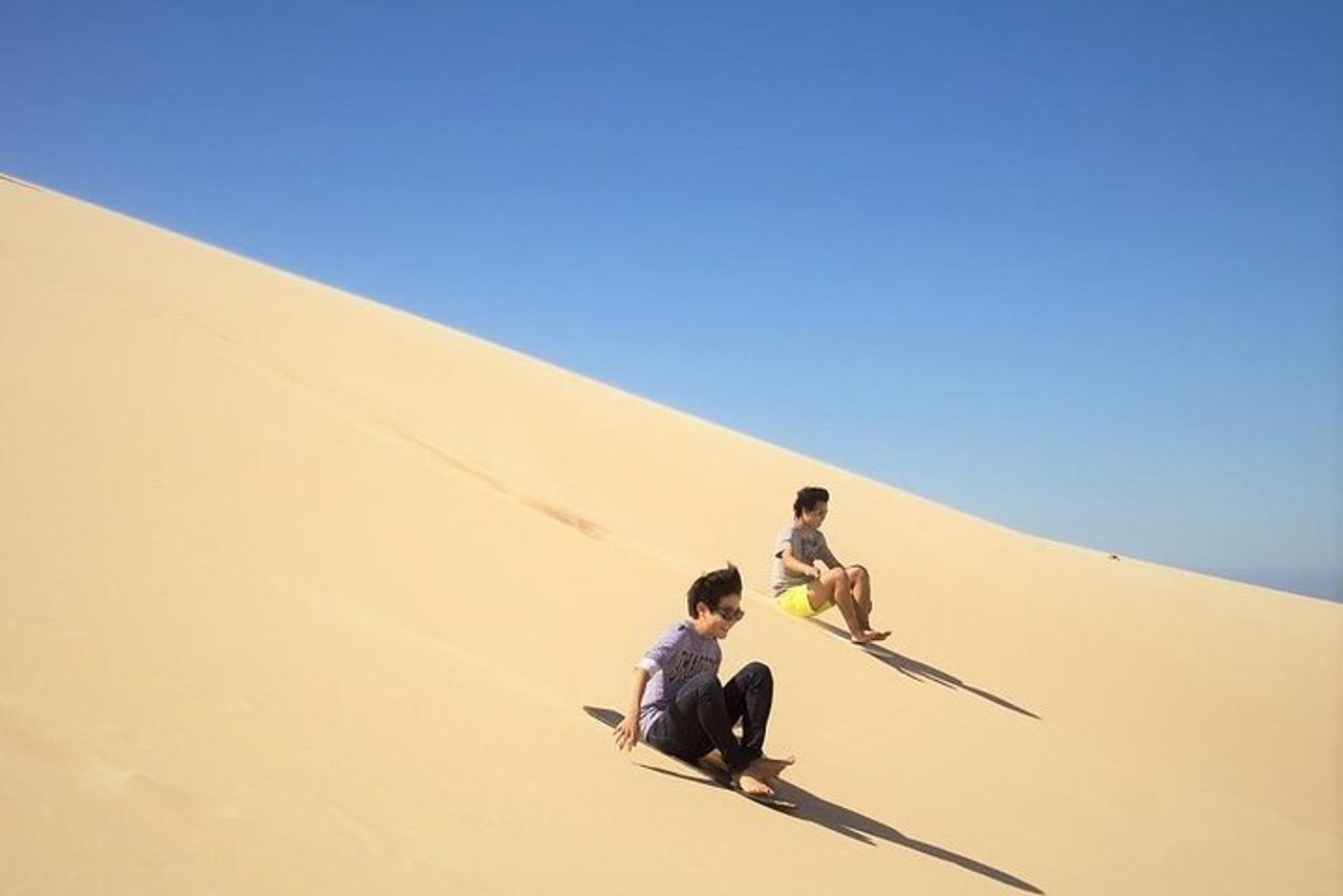 Qatar Gold Dune Safari, Dune Bashing, Camel Ride, Sand Boarding, Inland Sea Desert — 5
