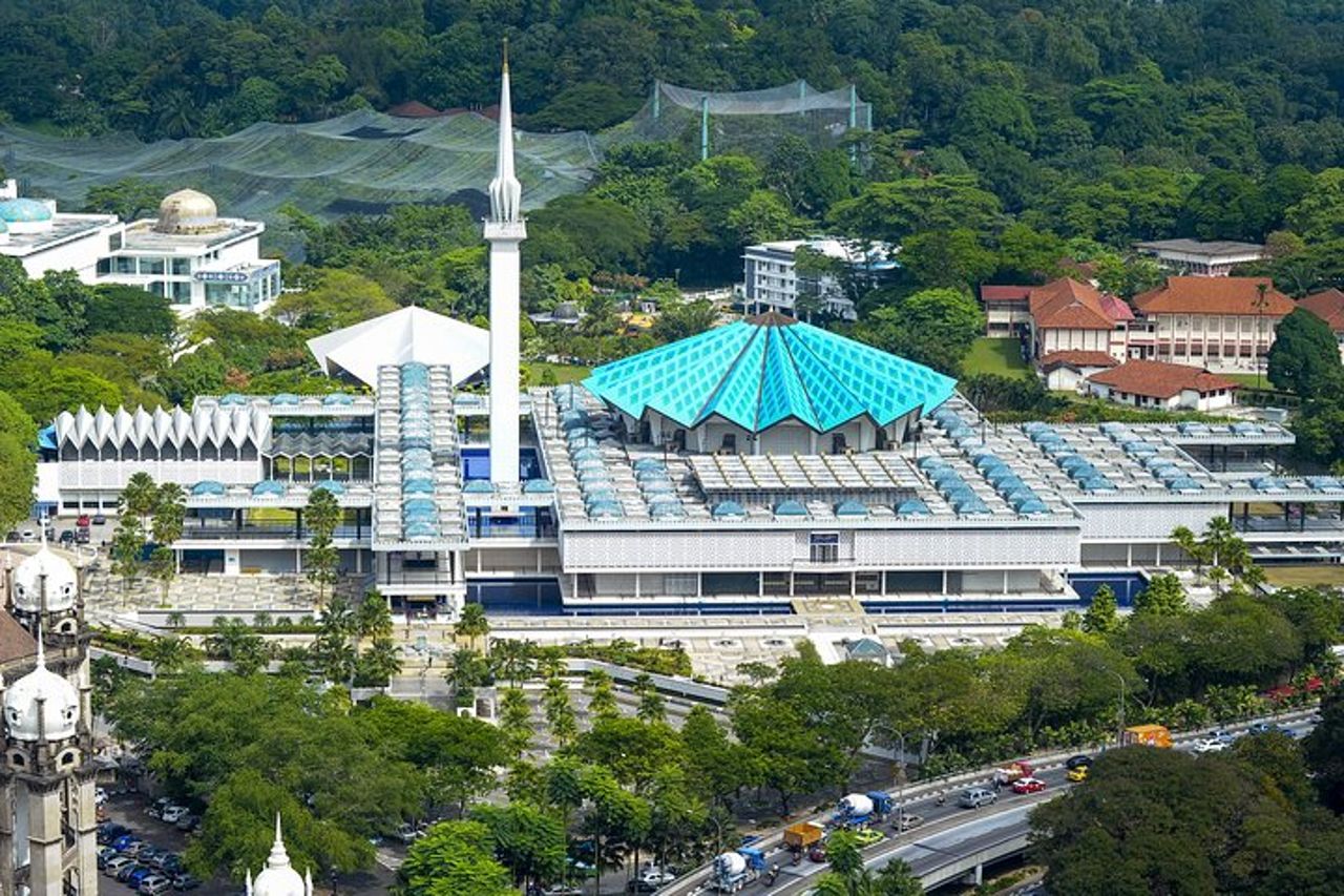 Grotte di Batu private di mezza giornata e tour a Kuala Lumpur — 6