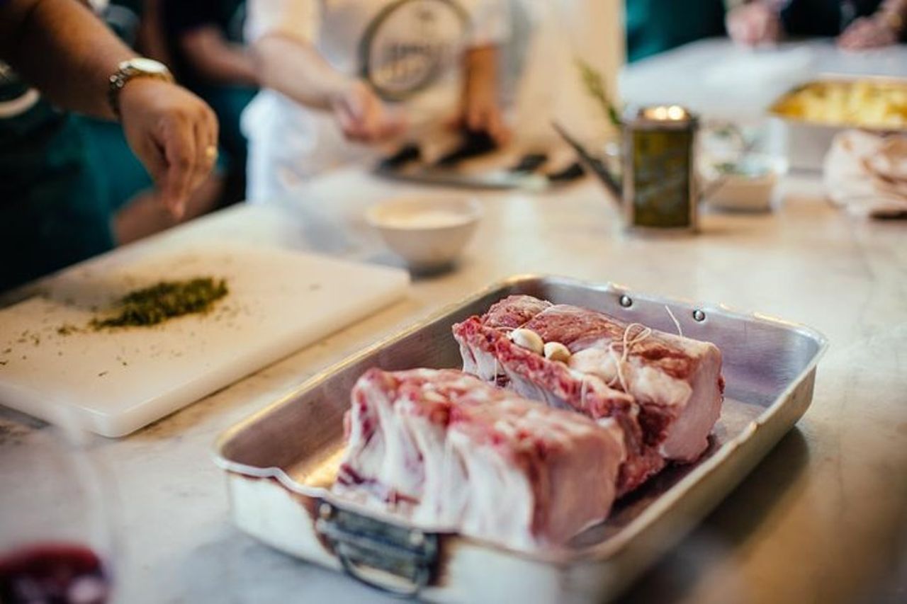 Lezione di cucina e pranzo in un casolare toscano con tour del mercato locale da Firenze — 8