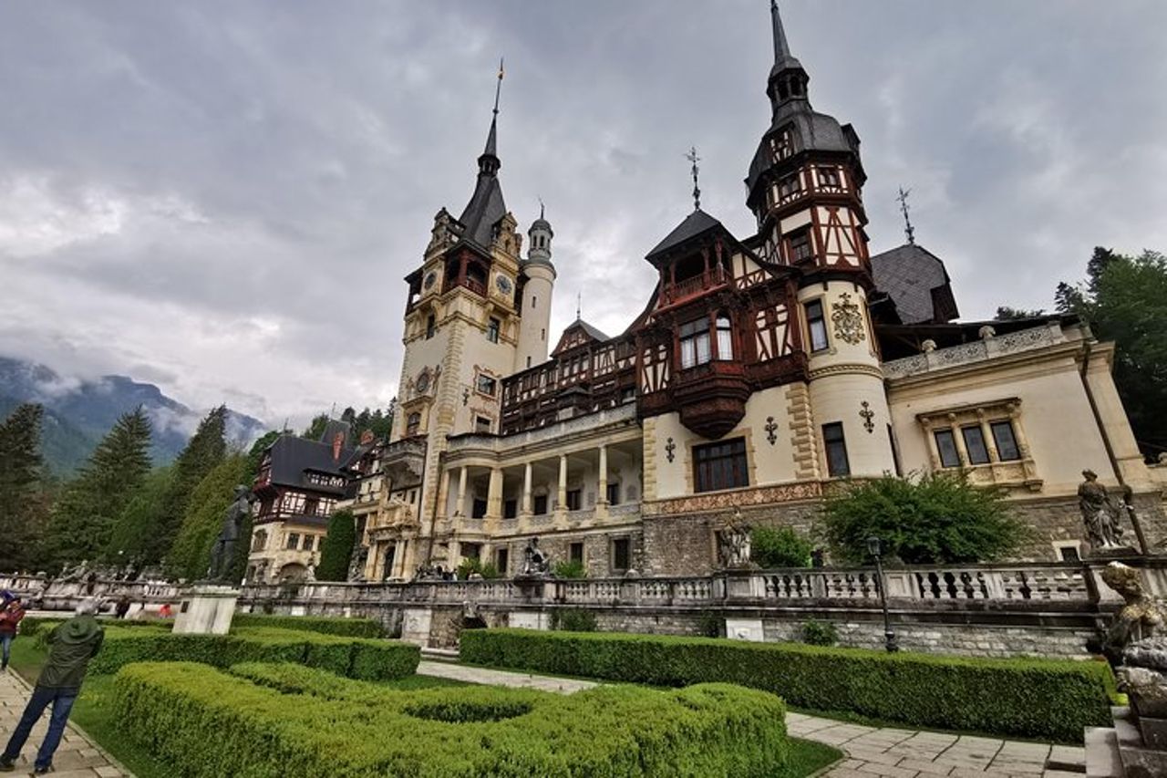 Tour in autobus di Bucarest: gita di un giorno in Transilvania e Castello di Dracula — 5