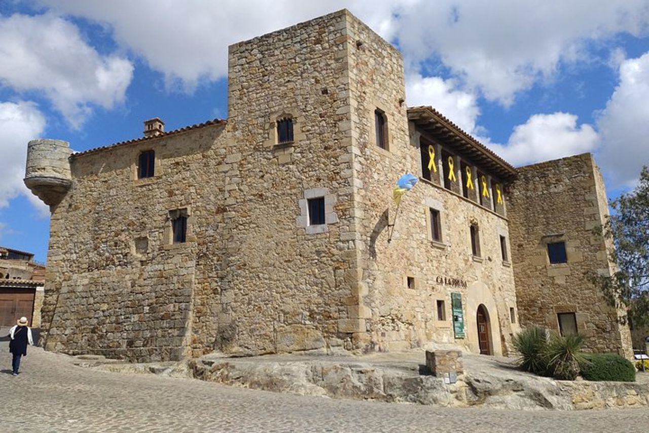 Costa Brava e borghi medievali Piccolo gruppo da Girona — 9