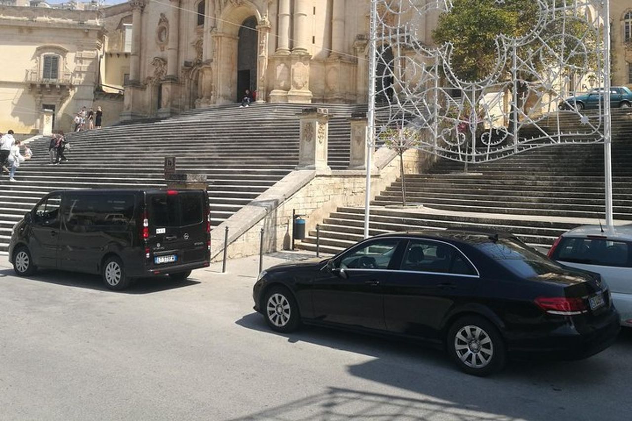 Trasferimento da Taormina e paesi limitrofi all'aeroporto di Catania — 3