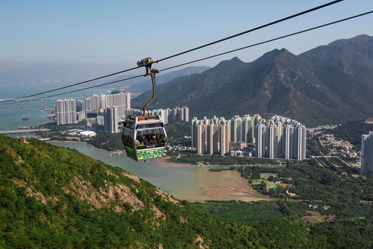 Funivia Ngong Ping 360 fino a Isola di Lantau — 3