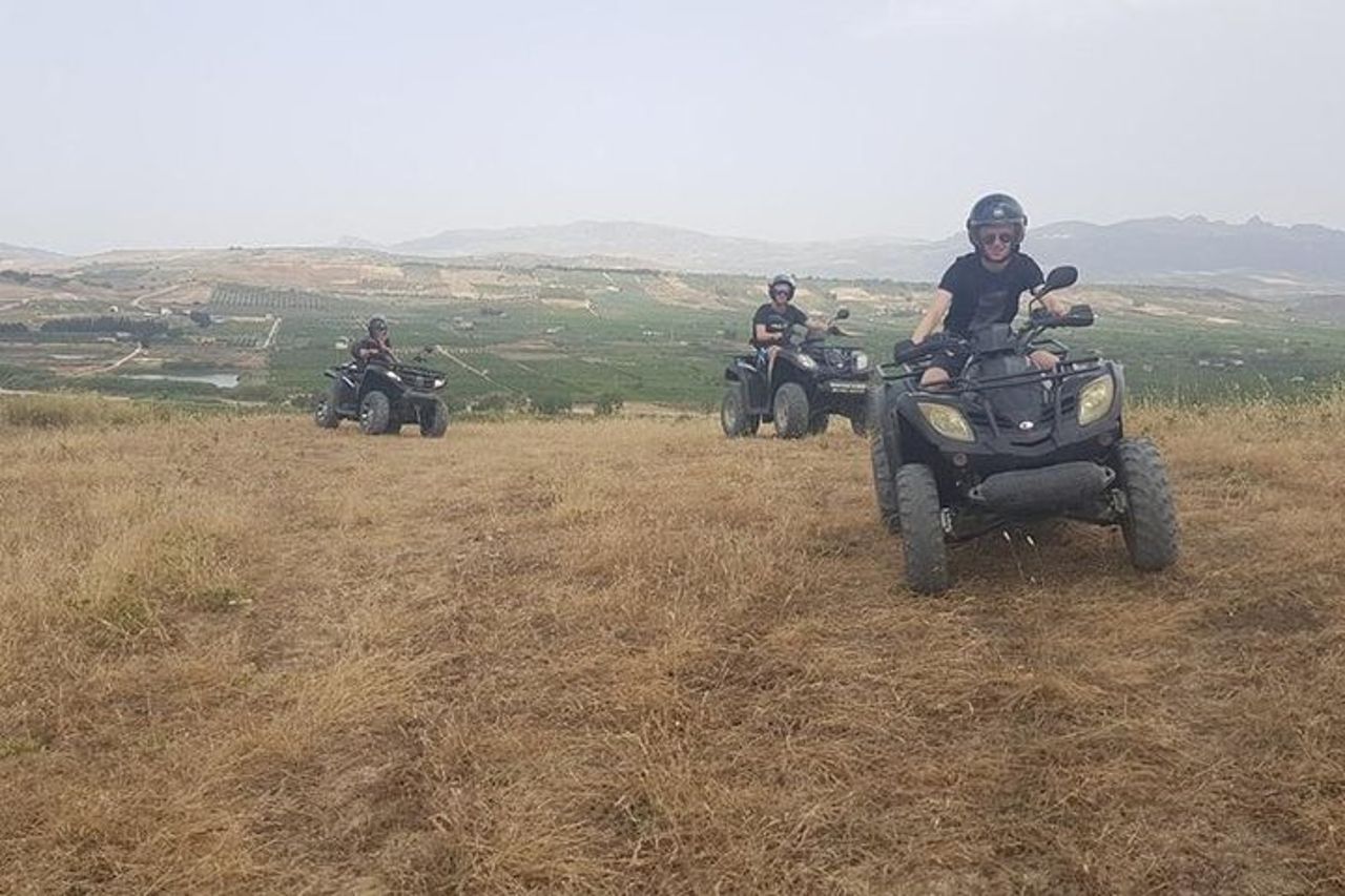Escursione Tour in Quad dal Castello al Mare — 5