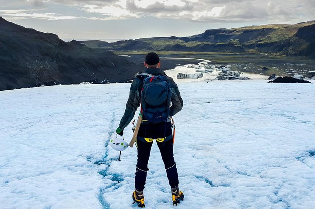Escursione di 3 ore per piccoli gruppi sul ghiacciaio Solheimajokull — 7