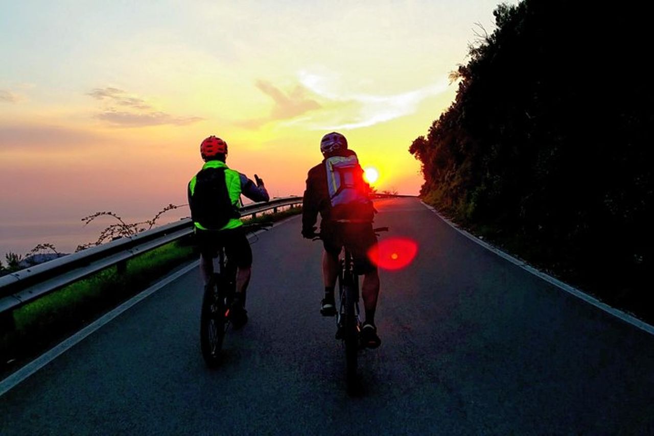 E-bike nel promontorio di Portofino intorno ai tradizionali villaggi di pescatori — 2