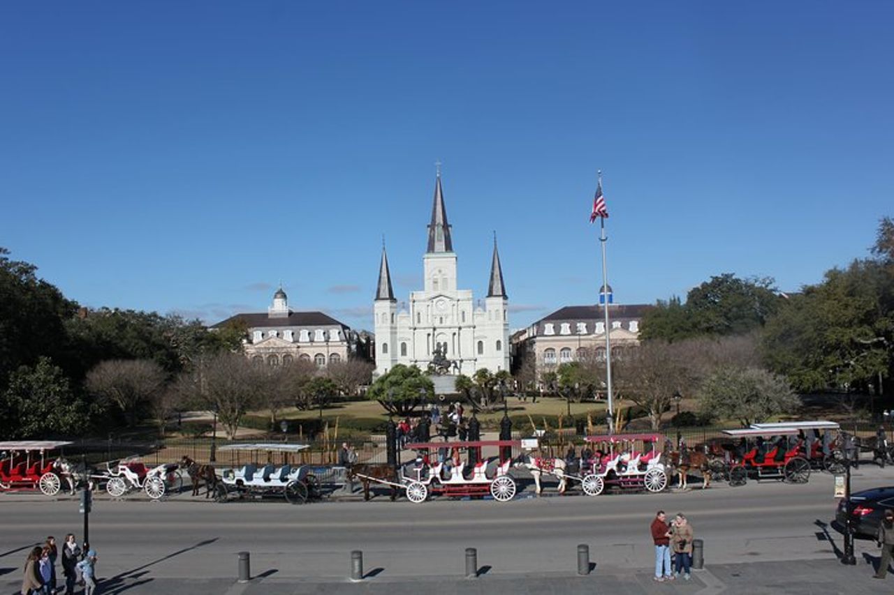 Tour della città e del cimitero di New Orleans per piccoli gruppi con prelievo dall'hotel — 2