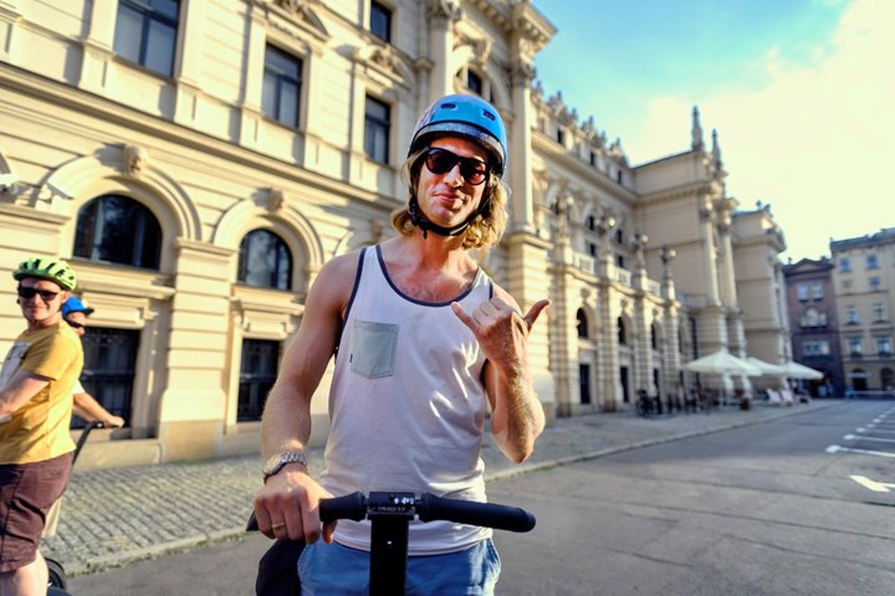Tour in Segway Danzica: tour completo (città vecchia + cantiere navale) di 3 ore — 8