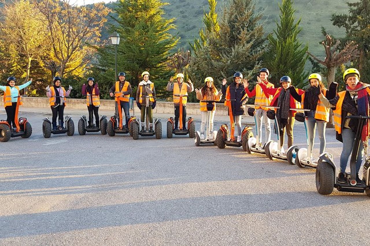 Tour in segway di Granada ad Albaicin e Sacromonte — 4