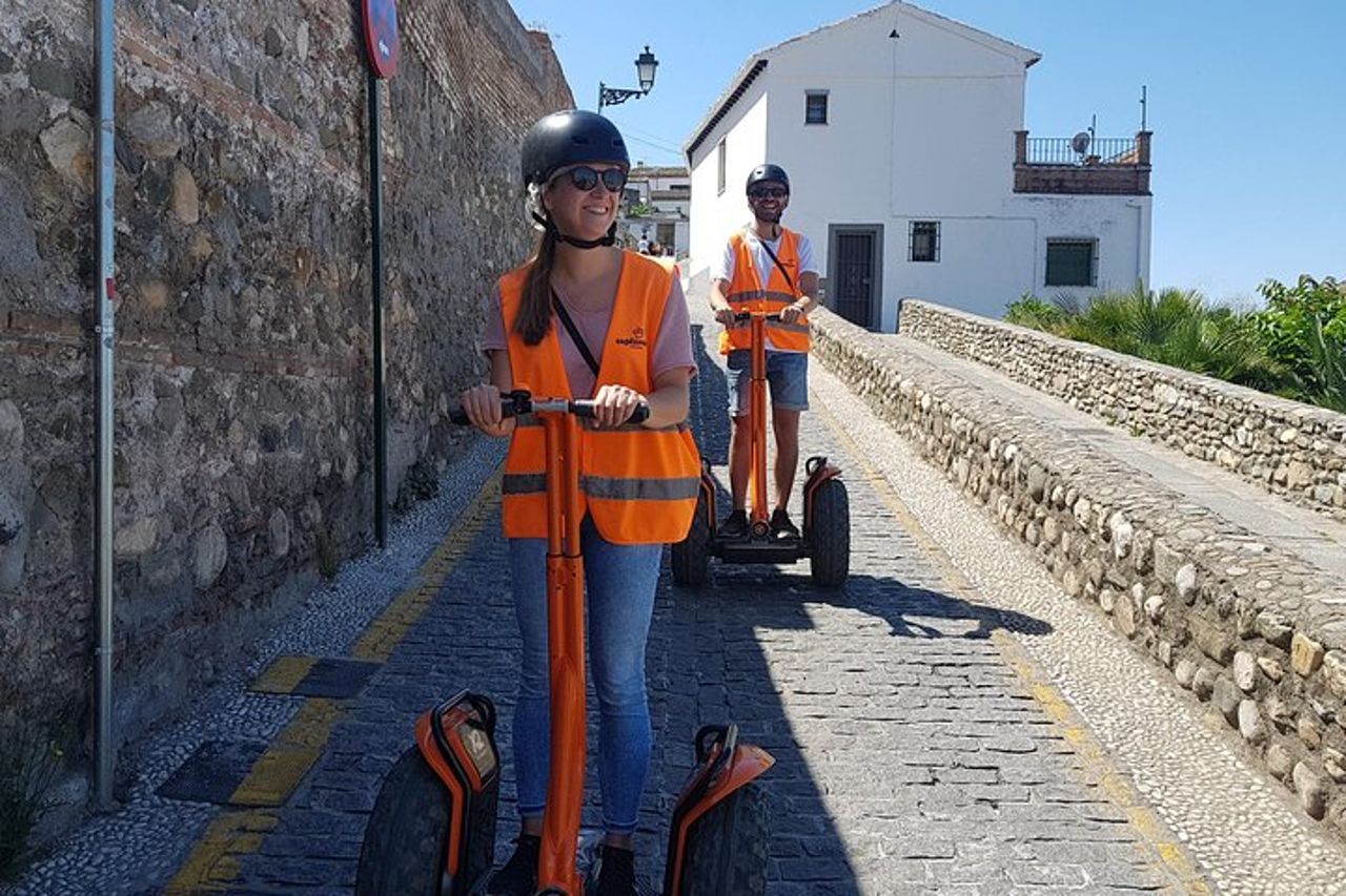 Tour in segway di Granada ad Albaicin e Sacromonte — 8