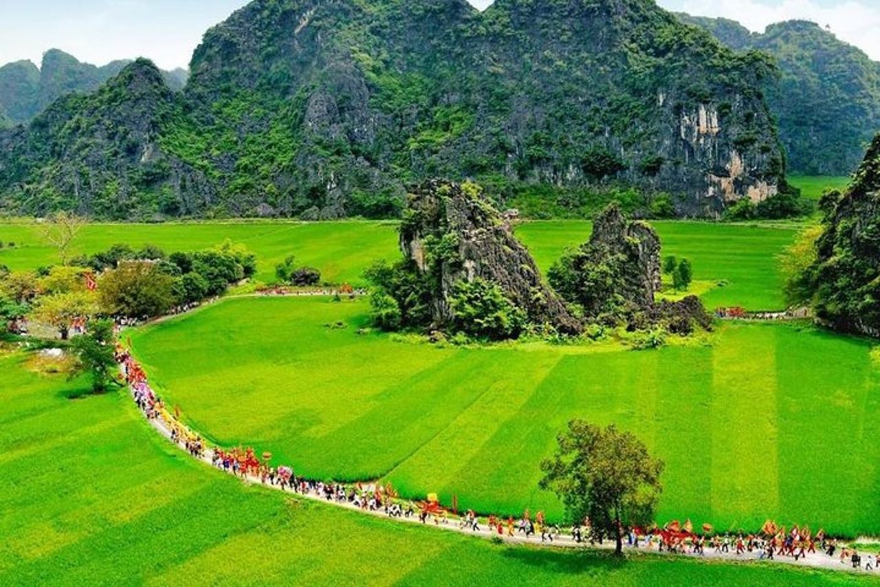 Tour di un giorno di Ninh Binh da Ha Noi: Hoa Lu - Tam Coc - Grotta di Mua — 7