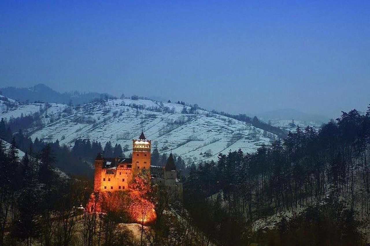 Castello di Dracula Fortezza di Rasnov opzionale Castello di Peles da Brasov — 9