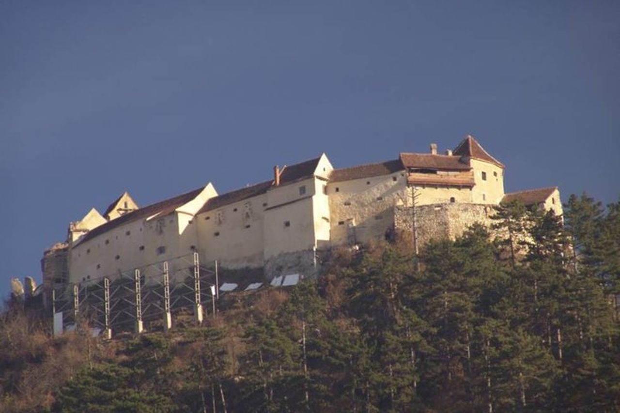 Gita di un giorno al Santuario dell'Orso Castello di Dracula e Fortezza di Rasnov da Brasov — 7