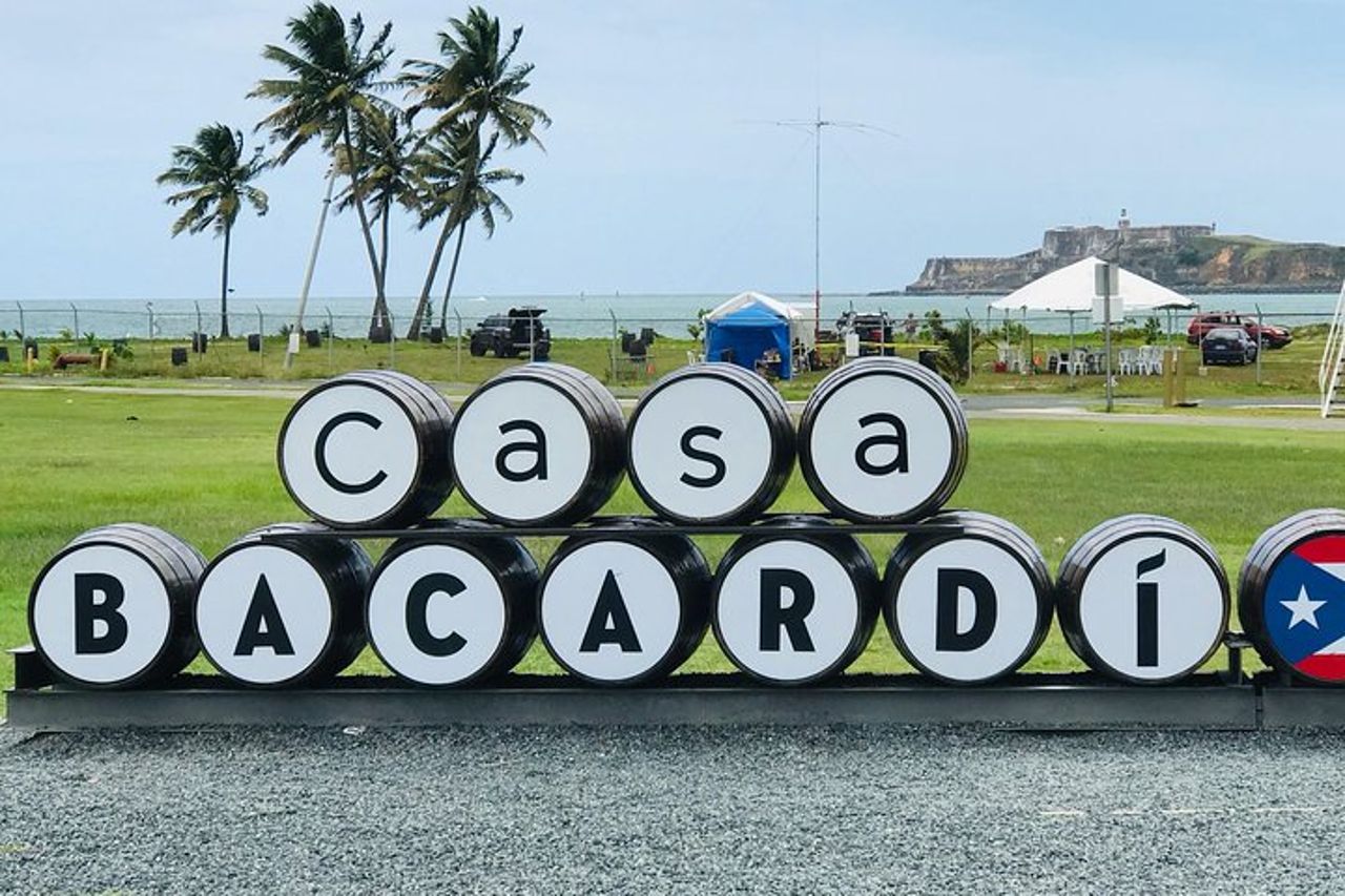 Bacardi Rum Distillery e Old San Juan Tour — 2