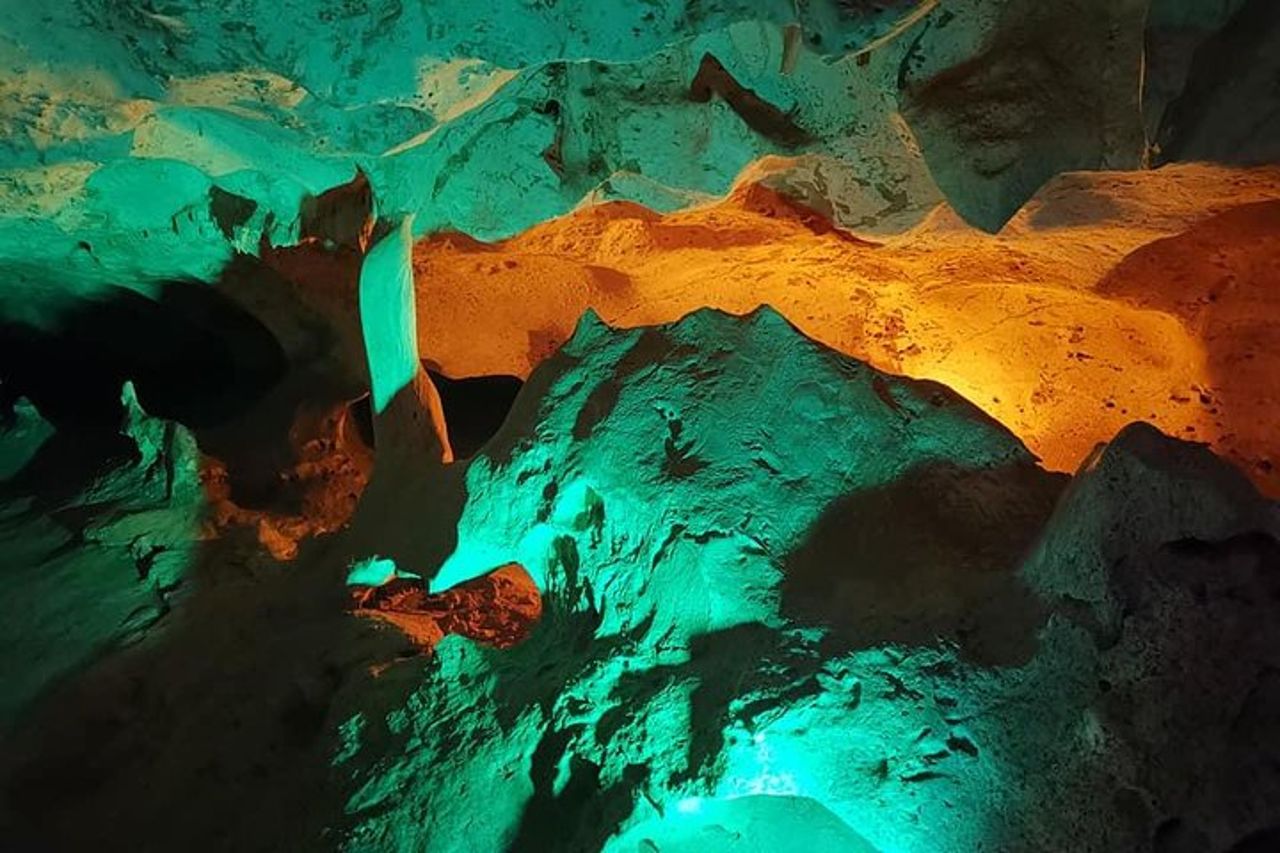 Horseback Ride n Swim e Green Grotto Adventure Tour da Falmouth — 7