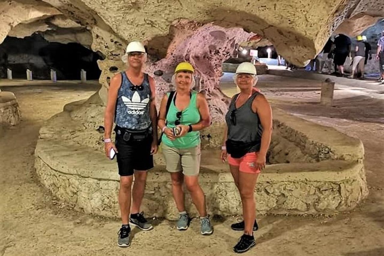 Horseback Ride n Swim e Green Grotto Adventure Tour da Falmouth — 6