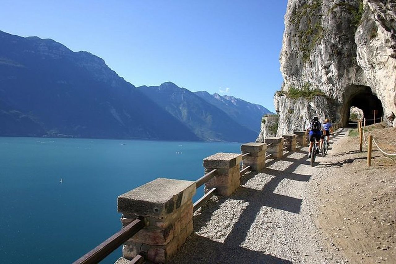 noleggio e-bike tour guidati — 4