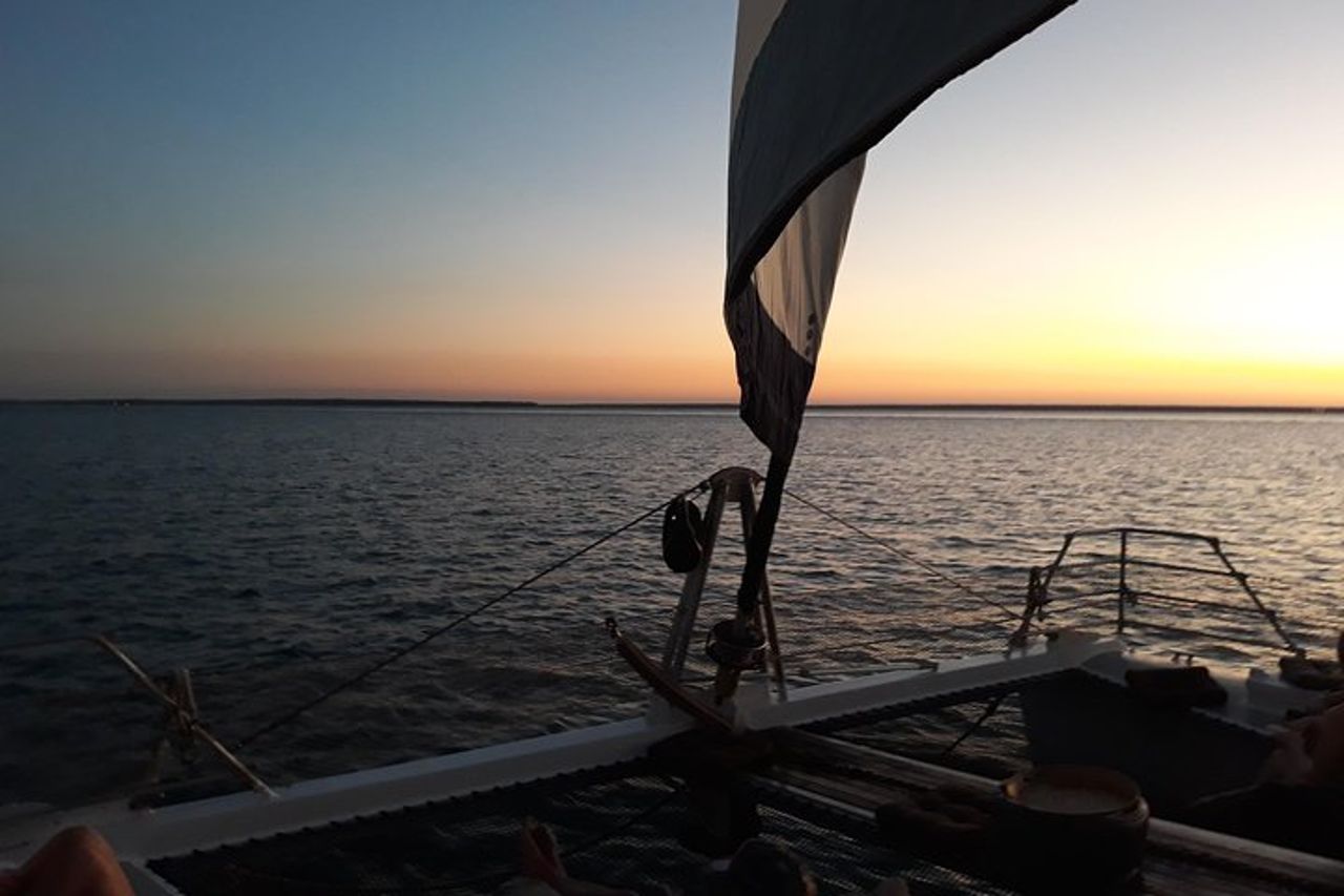 Crociera al tramonto di 3 ore da Darwin con cena e spumante — 5