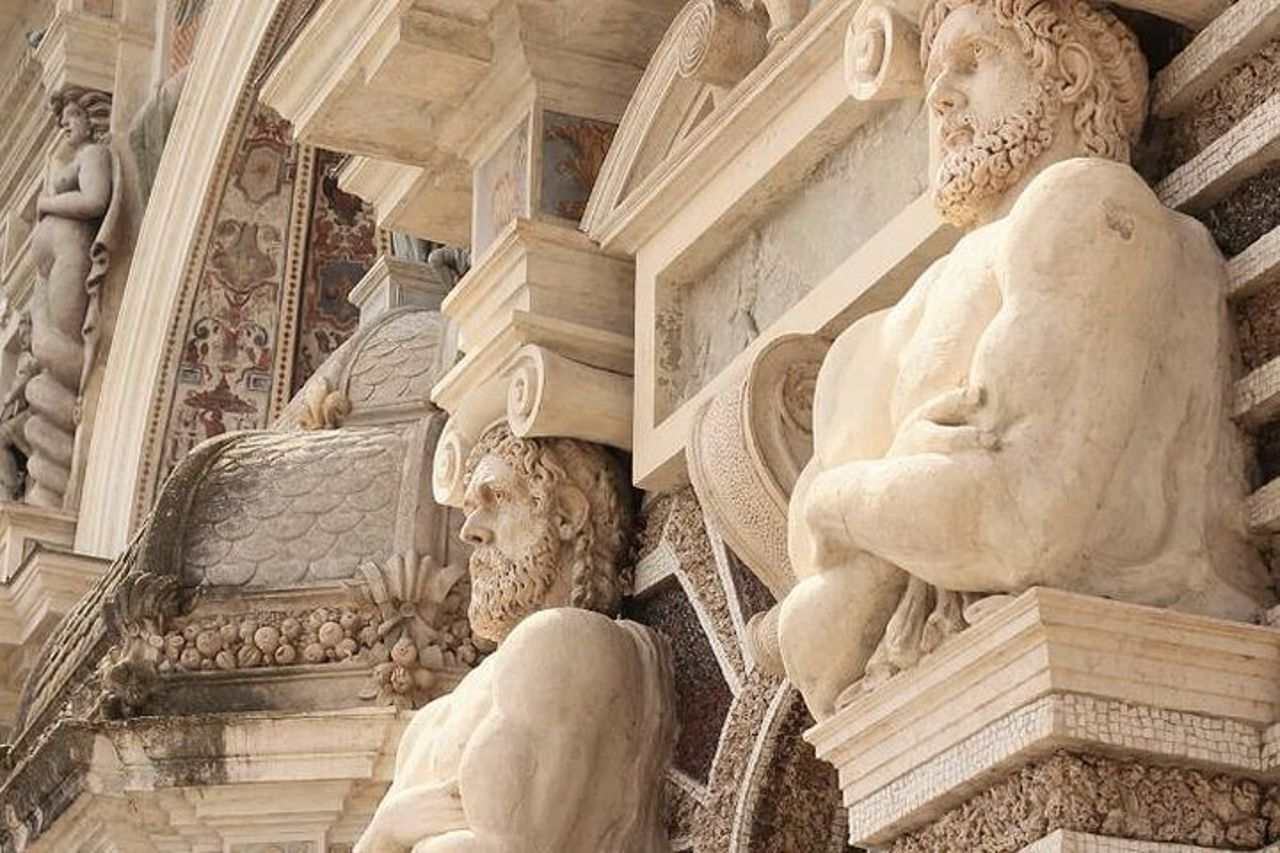 Tour del porto di Tivoli Villas (solo autista/self touring) — 2