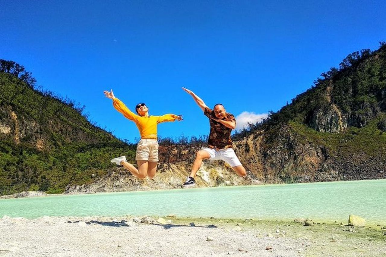 Tour di Kawah Putih dalla città di Bandung