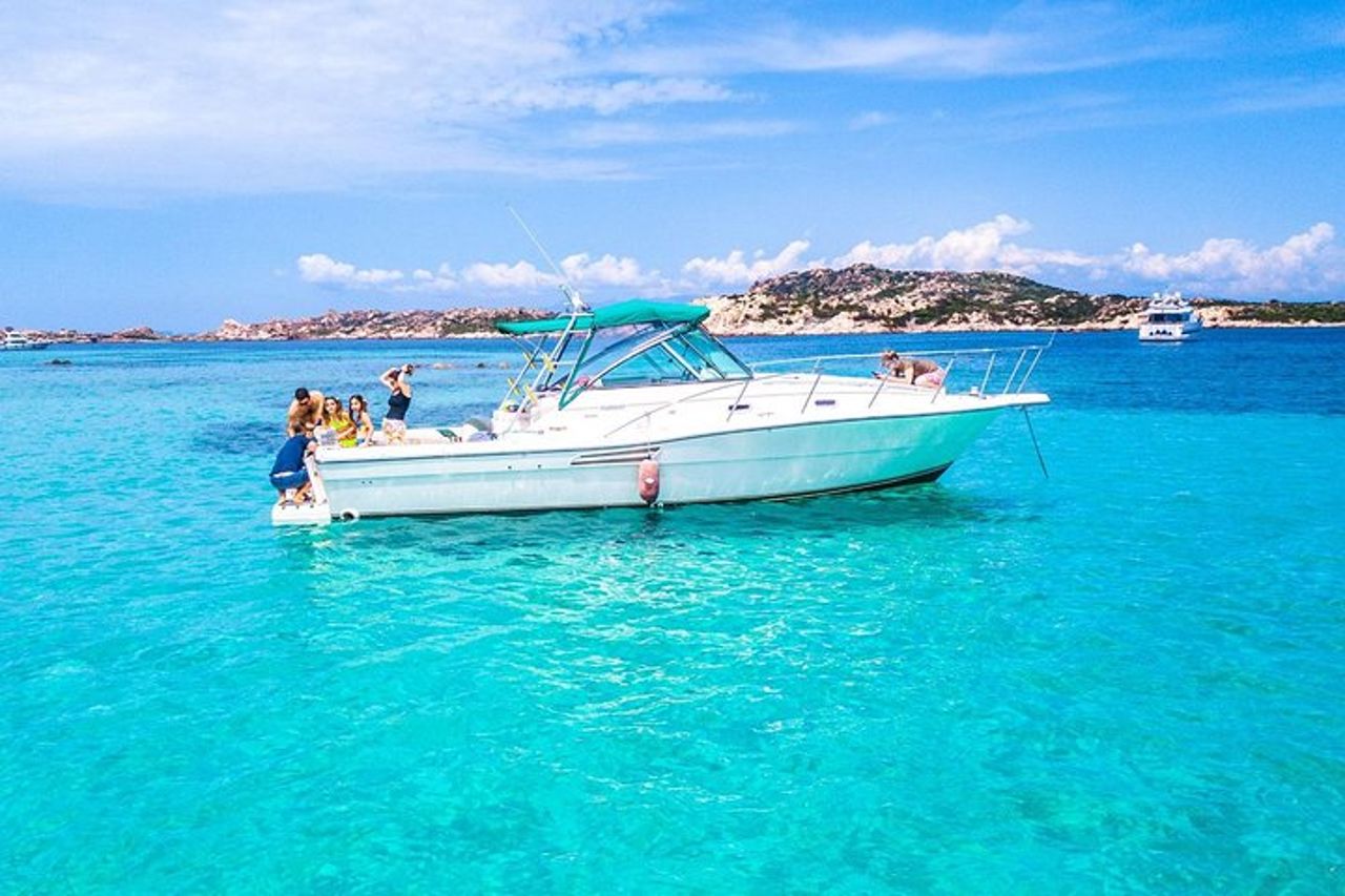Tour Privato in Barca A Motore Dell'Arcipelago Di La Maddalena — 6