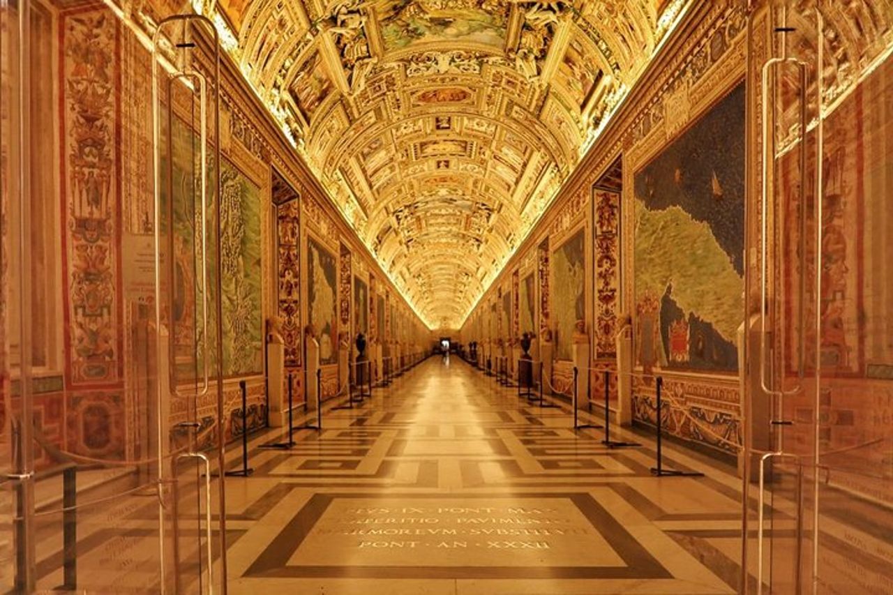 Biglietto salta fila per la Città del Vaticano: Musei Vaticani e Cappella Sistina — 2